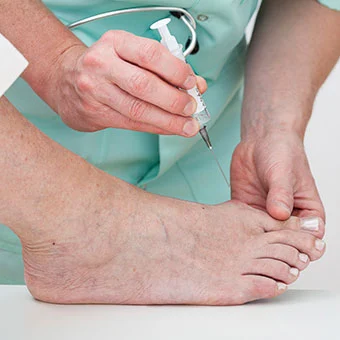 Identifying uric acid, which causes gout attacks, can lead to the diagnosis of gouty arthritis.